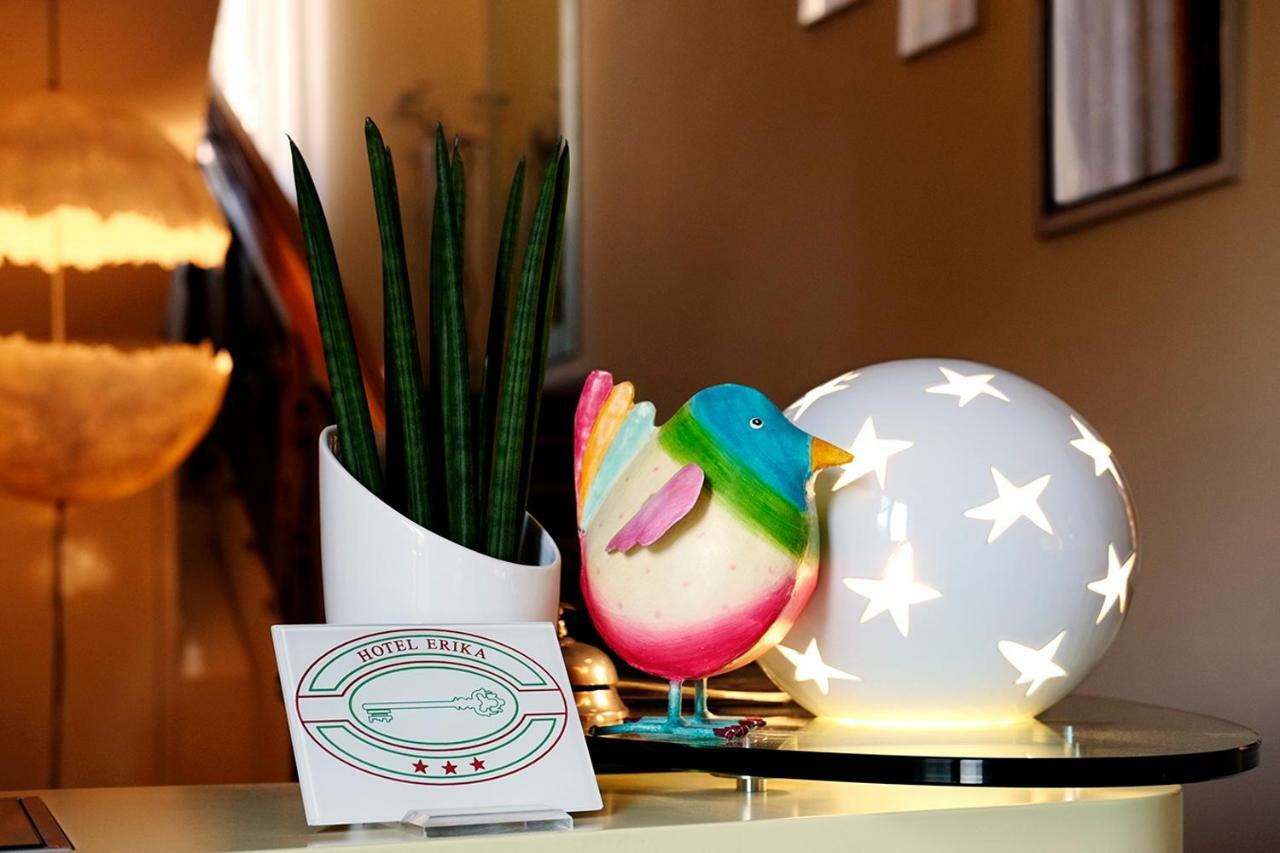 Hotel Erika マルチェージネ エクステリア 写真